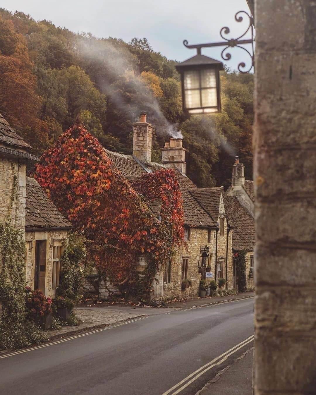../multimedia/img/immagini-di-paesaggi/case rurali in Inghilterra.jpg